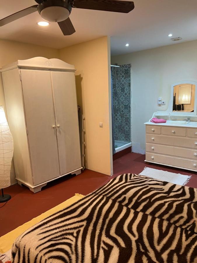 Apartamento Abierto Con Patio Matadepera 外观 照片