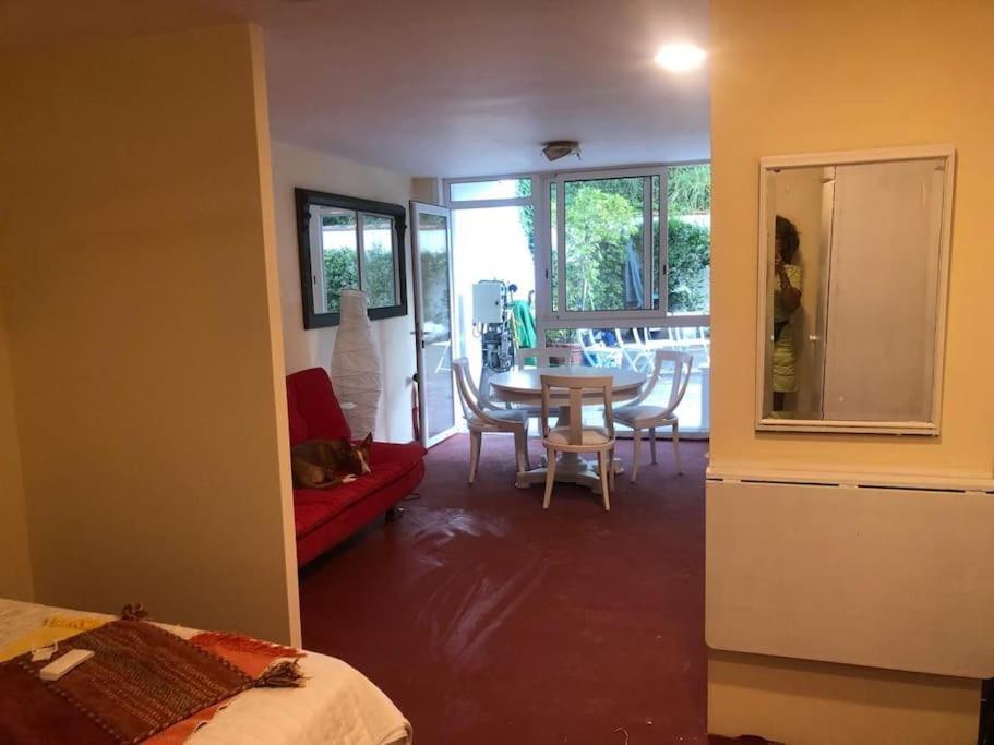 Apartamento Abierto Con Patio Matadepera 外观 照片